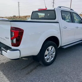 Nissan Navara 2024