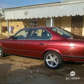 BMW 520 1990