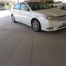 Toyota Avalon 2011