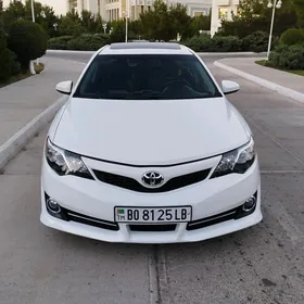Toyota Camry 2012