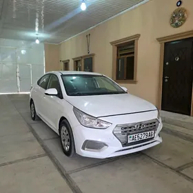Hyundai Accent 2021