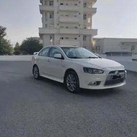 Mitsubishi Lancer 2013