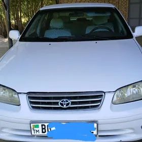 Toyota Camry 1996