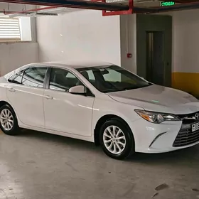 Toyota Camry 2017