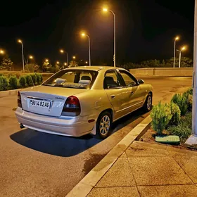 Daewoo Nubira 2001