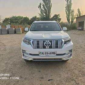Toyota Land Cruiser Prado 2023