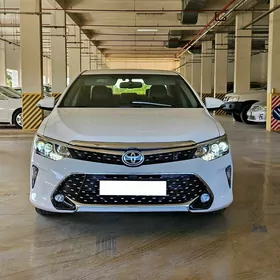 Toyota Camry 2016