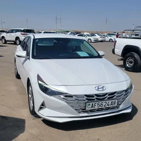 Hyundai Elantra 2021