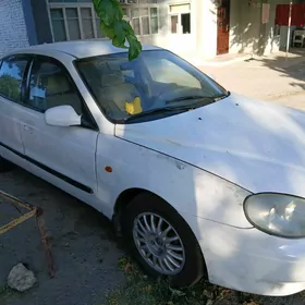 Daewoo Leganza 1998
