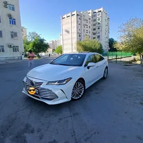 Toyota Avalon 2022