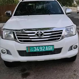 Toyota Hilux 2012