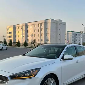 Kia Cadenza 2017