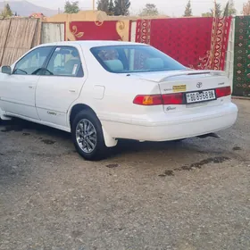 Toyota Camry 1997