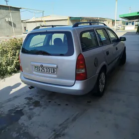 Opel Astra 2000