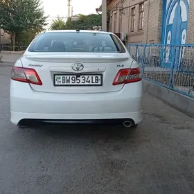 Toyota Camry 2010
