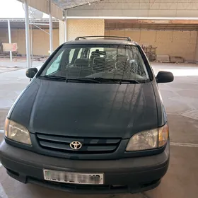 Toyota Sienna 2001