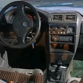 Opel Vectra 1989