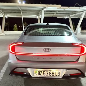 Hyundai Sonata 2021