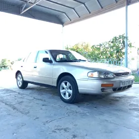 Toyota Camry 1996