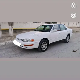 Toyota Camry 1993
