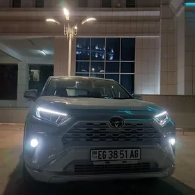 Toyota RAV4 2025