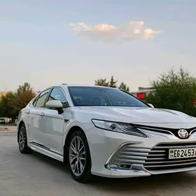 Toyota Camry 2018