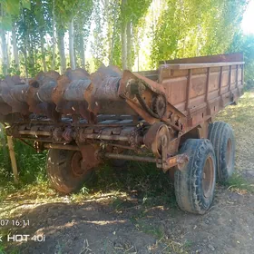 MTZ 82 2010