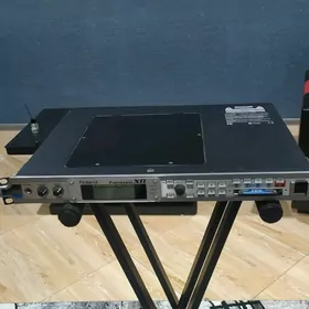 Roland XR