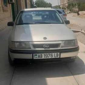 Opel Vectra 1990