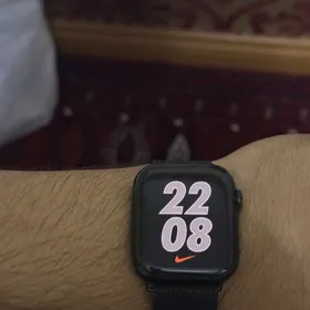 Apple watch 7/45mm🟢