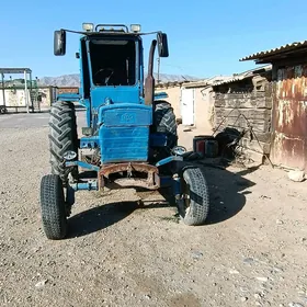 MTZ T-28 2000