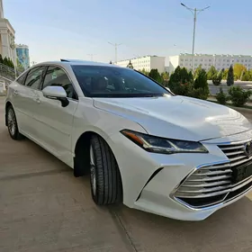 Toyota Avalon 2022