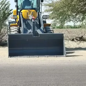 XCMG LW300F 2025
