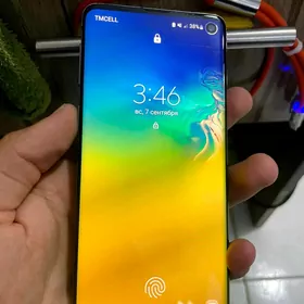Samsung S10
