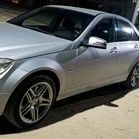 Mercedes-Benz C350 2007