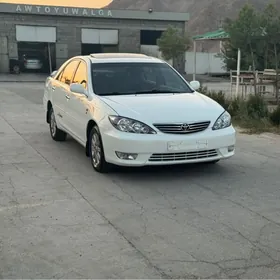 Toyota Camry 2005