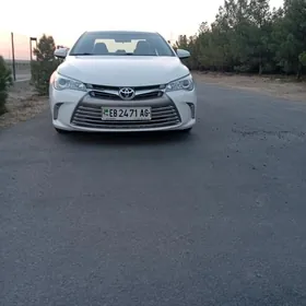 Toyota Camry 2017
