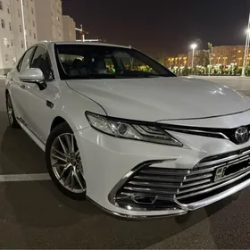 Toyota Camry 2018