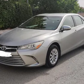 Toyota Camry 2017
