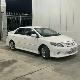 Toyota Corolla 2011