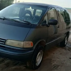 Toyota Previa 1993