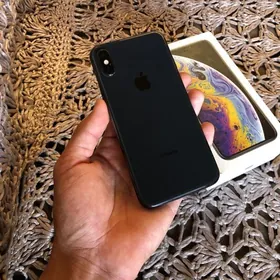 iPhone XS