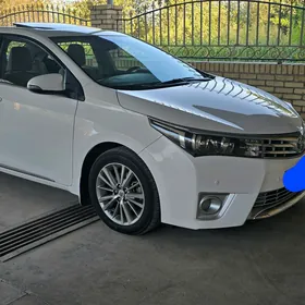 Toyota Corolla 2015