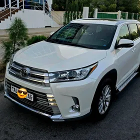 Toyota Highlander 2018