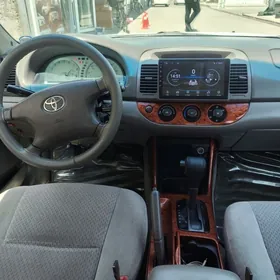 Toyota Camry 2003