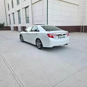 Toyota Camry 2012