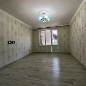 10 Mkr 1/2 komnat