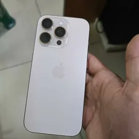 iPhone 16pro 100%