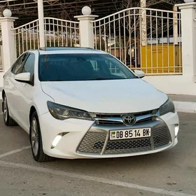 Toyota Camry 2015