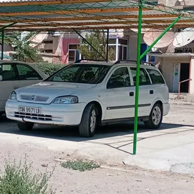 Opel Astra 2001